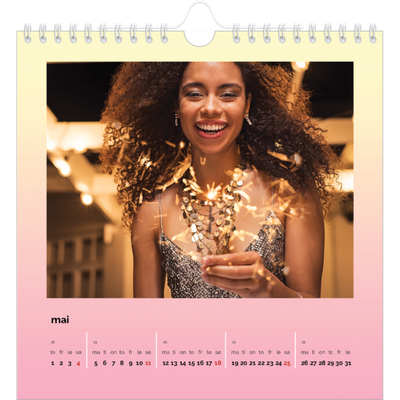 Månedskalender kvadratisk — Pastelltoner [kalender-forside]