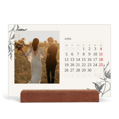Bordkalender med trestativ - Liggende  — Blekk & blomst [April]