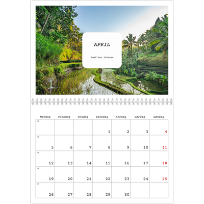 Fotokalender A4 dobbel (30 x 40 cm) — Den fulle historien [April]