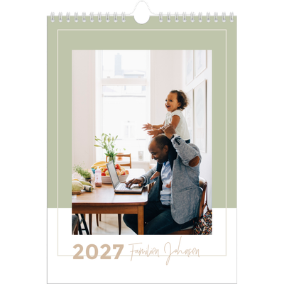 A4 Familieplanleggere — Familieplanlegger i jordfarger - Familie på 4 [kalender-forside]