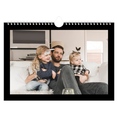 Fotokalender A4 — Svart ramme [kalender-forside]