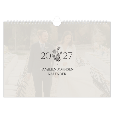 Fotokalender A4 — Initialer i blomst [kalender-forside]