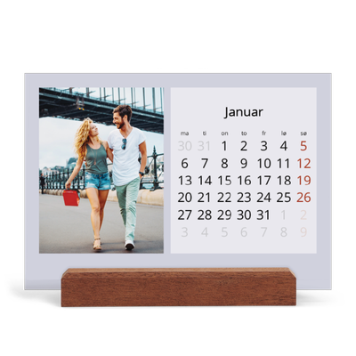 Bordkalender med trestativ - Liggende  — Stilrene farger [Januar]