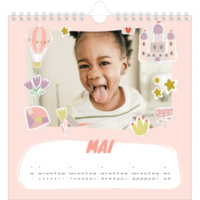 Månedskalender kvadratisk — Magisk regnbue [kalender-forside]