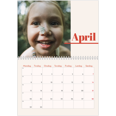 Fotokalender A4 dobbel (30 x 40 cm) — Kalender 90-talls stil [April]