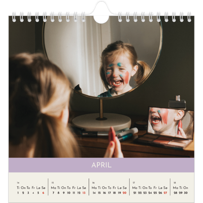 Månedskalender kvadratisk — Pastellkapitler [April]