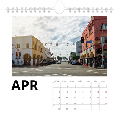 Månedskalender kvadratisk — Hvit kalender [April]
