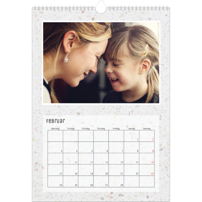 Fotokalender A4 (20 x 30 cm) — Marmorbakgrunn [Februar]