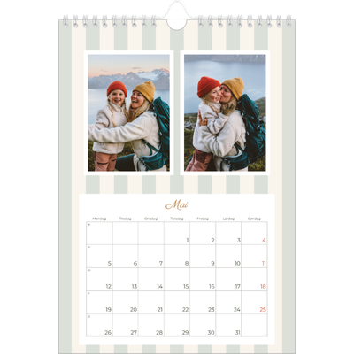 Fotokalender A4 (20 x 30 cm) — Skrift og striper [kalender-forside]