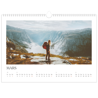 Fotokalender A4 — Surfing i solnedgang [Mars]