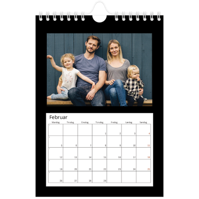 Fotokalender A5 — Svart ramme [Februar]