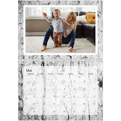 Fotokalender A4 dobbel (30 x 40 cm) — Bakgrunn i bark [Mai]