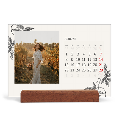 Bordkalender med trestativ - Liggende  — Blekk & blomst [Februar]