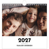 Månedskalender kvadratisk — Bokstav i fokus [kalender-forside]