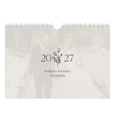 Fotokalender A5 — Initialer i blomst [kalender-forside]