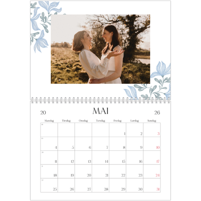 Fotokalender A4 dobbel (30 x 40 cm) — Elegant blomstret [kalender-forside]