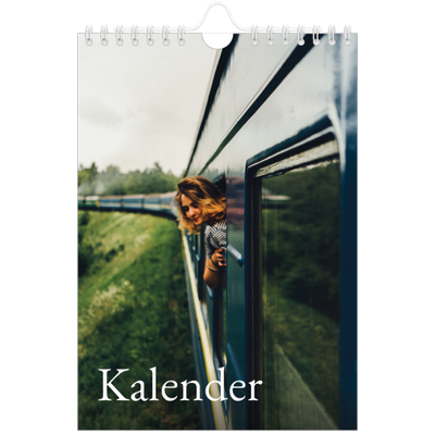 Fotokalender A5 — Enkel serif-font [kalender-forside]