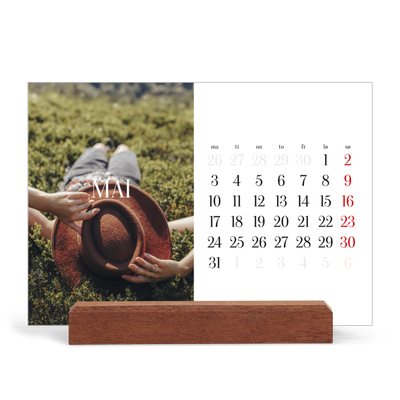 Bordkalender med trestativ - Liggende  — Endeløs flukt [kalender-forside]