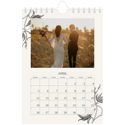 Fotokalender A5 — Blekk & blomst [April]