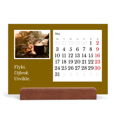Bordkalender med trestativ - Liggende  — Redaksjonell Jord [kalender-forside]