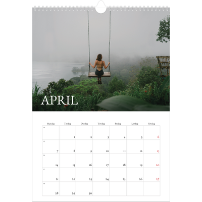 A3 Månedskalender — Enkel serif-font [April]