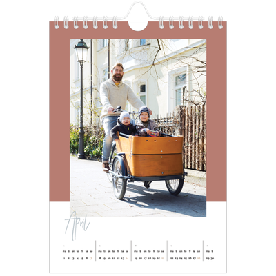 Fotokalender A5 — Kalender i jordfarger [April]