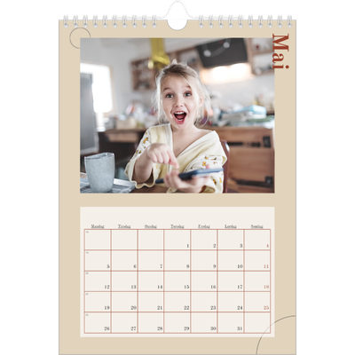 Fotokalender A4 (20 x 30 cm) — Asymmetrisk tekst [kalender-forside]