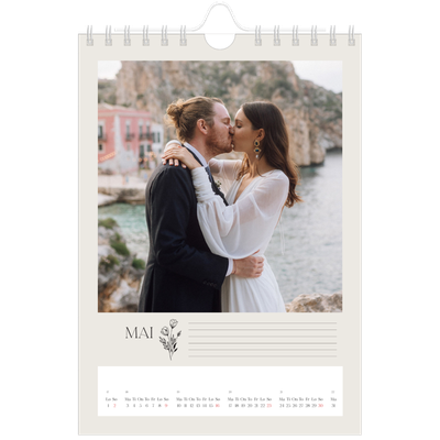 Fotokalender A5 — Initialer i blomst [Mai]