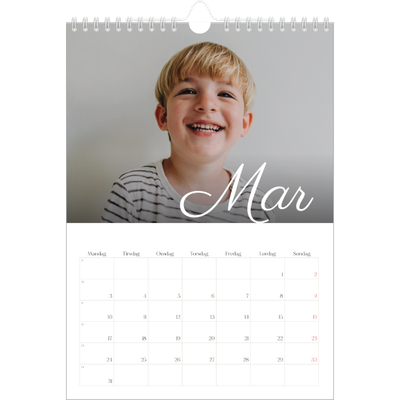 Fotokalender A4 (20 x 30 cm) — Håndskrevne måneder [Mars]