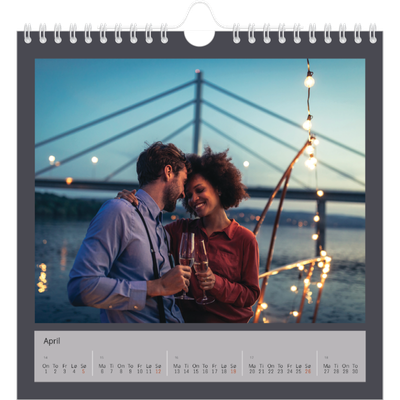 Månedskalender kvadratisk — Stilrene farger [April]