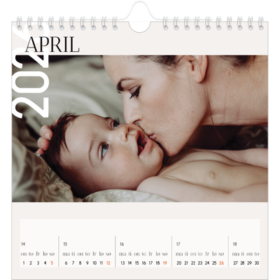 Månedskalender kvadratisk — Overlappende tekst [April]