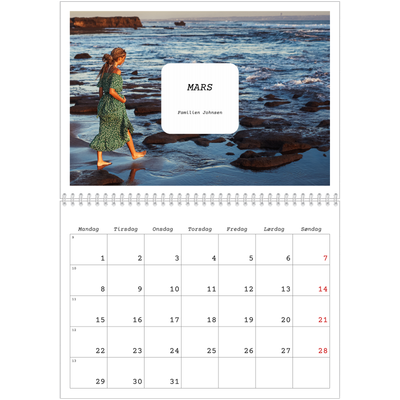Fotokalender A4 dobbel (30 x 40 cm) — Den fulle historien [Mars]