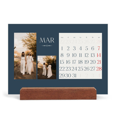 Bordkalender med trestativ - Liggende  — Skifer & seriffer [Mars]