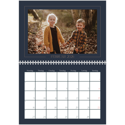 Fotokalender A4 dobbel (30 x 40 cm) — Prøyssisk blå [Februar]
