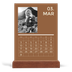 Bordkalender med trestativ - Stående — Moderne og dristig [Mars]