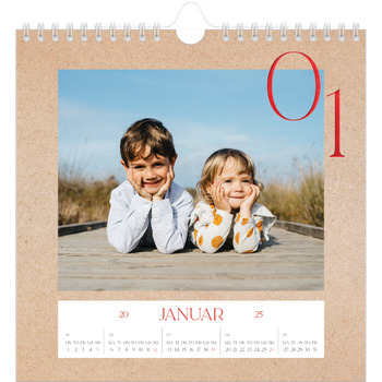 Fotokalender Kvadratisk — Røde detaljer