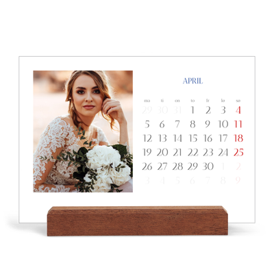Bordkalender med trestativ - Liggende  — Klassisk kobolt [April]