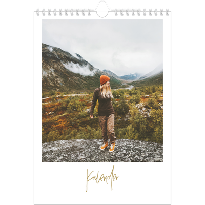 Fotokalender A4 (20 x 30 cm) — Håndskrevet måned [kalender-forside]