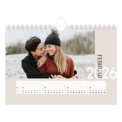 Fotokalender A5 — Overlappende tekst [Februar]