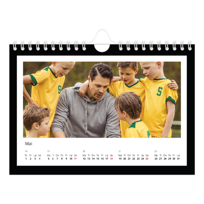Fotokalender A5 — Svart bakgrunn [kalender-forside]