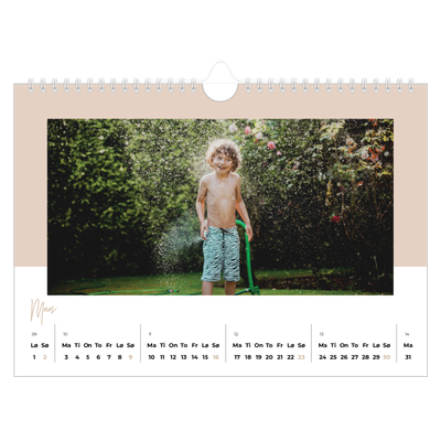 Fotokalender A4 — Kalender i jordfarger [Mars]