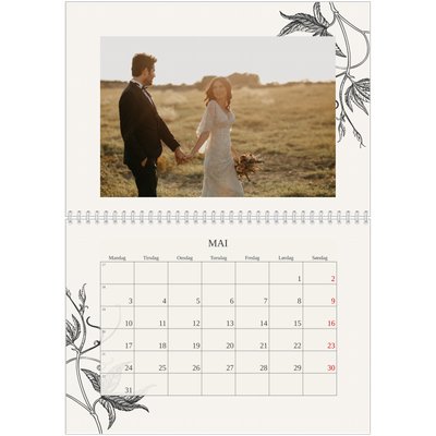 Fotokalender A4 dobbel (30 x 40 cm) — Blekk & blomst [Mai]