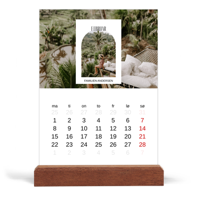 Bordkalender med trestativ - Stående — Den åpne buen [Februar]