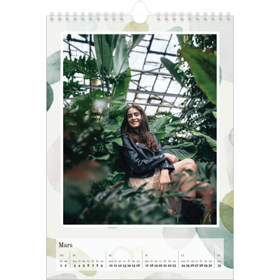 Fotokalender A4 (20 x 30 cm) — Akvarellformer [Mars]