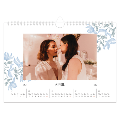 Fotokalender A4 — Elegant blomstret [April]