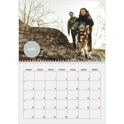 Fotokalender A4 dobbel (30 x 40 cm) — Fotoklistremerke [Mars]