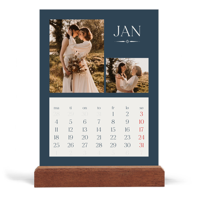 Bordkalender med trestativ - Stående — Skifer & seriffer [Januar]