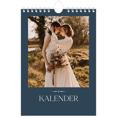 Fotokalender A5 — Skifer & seriffer [kalender-forside]