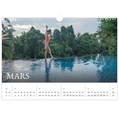 Fotokalender A3 — Enkel serif-font [Mars]