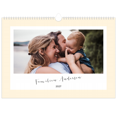 Familiekalender A3 Liggande — Moderne planlegger - Familie på 5 [kalender-forside]